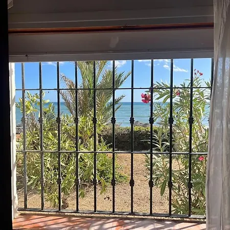 Holiday home En Primera Linea De Playa Marbella